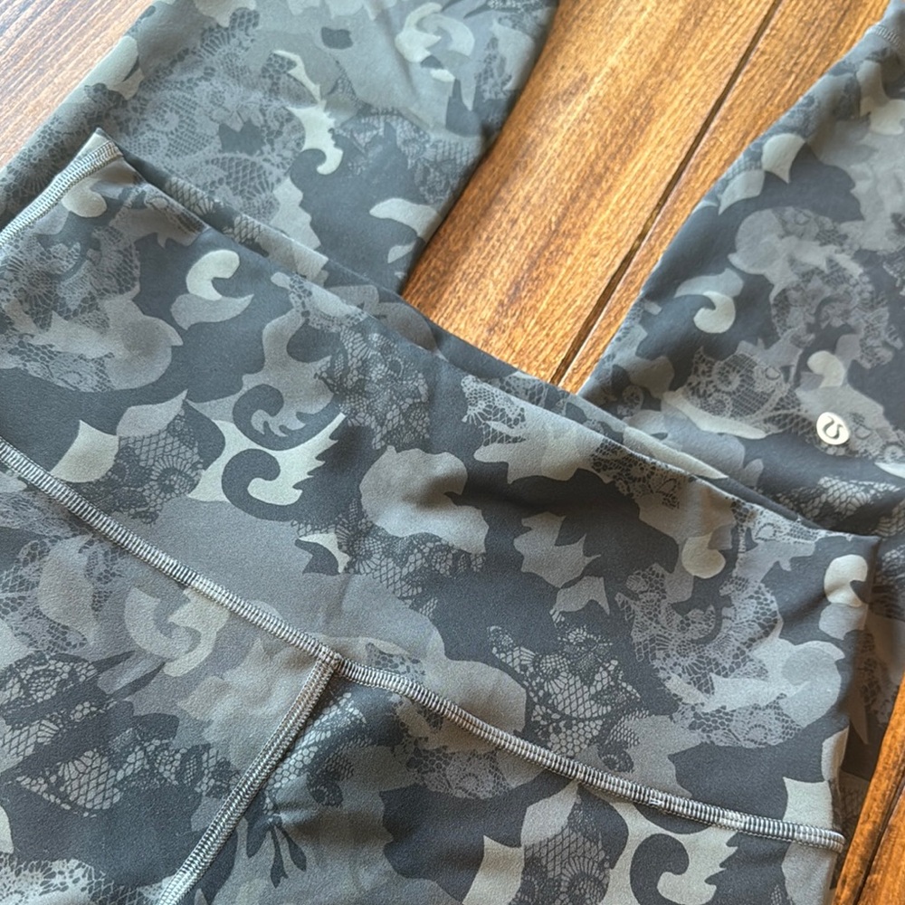 Lululemon Wunder Train High-Rise Tight 25" Leggings Hidden Heritage Lace Black - Picture 13 of 13